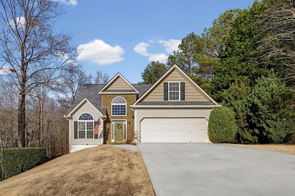 3 bedroom, 3 bathroom, 1,732 sq ft single family residence for sale at 218 Amaranth Court, Ball Ground, GA 30107 — photo 2