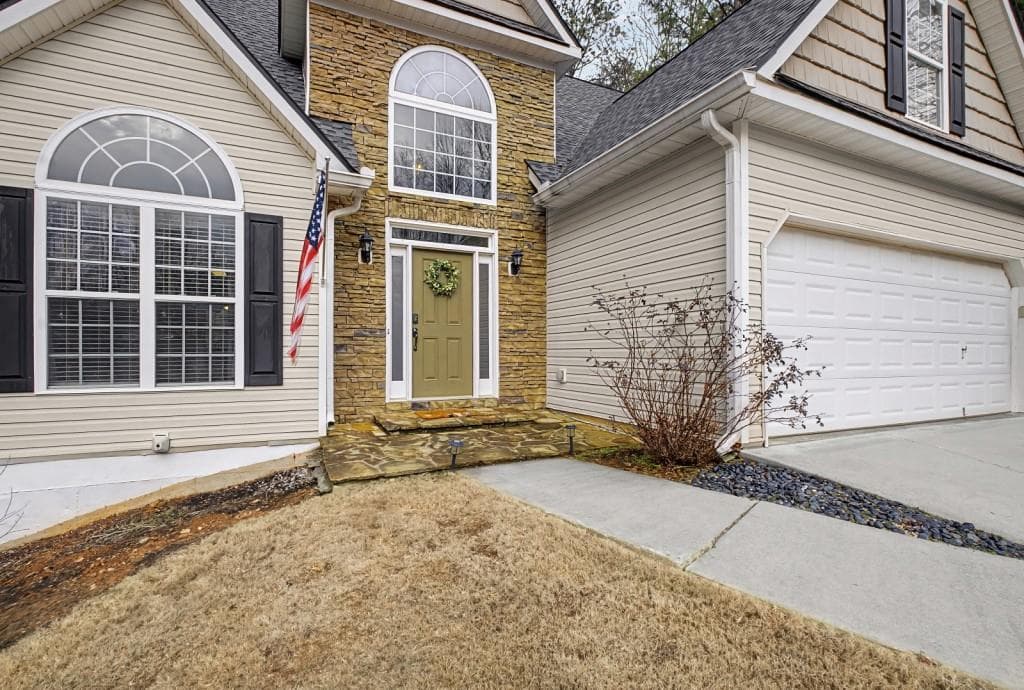 3 bedroom, 3 bathroom, 1,732 sq ft single family residence for sale at 218 Amaranth Court, Ball Ground, GA 30107 — photo 3