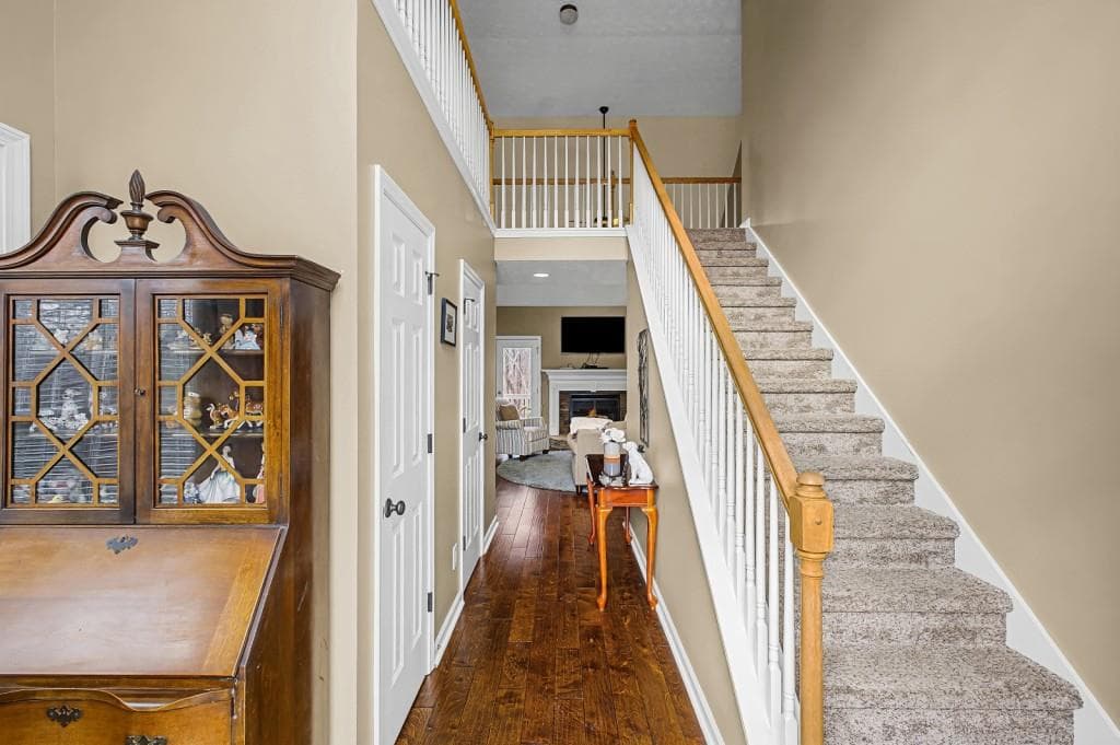 3 bedroom, 3 bathroom, 1,732 sq ft single family residence for sale at 218 Amaranth Court, Ball Ground, GA 30107 — photo 4