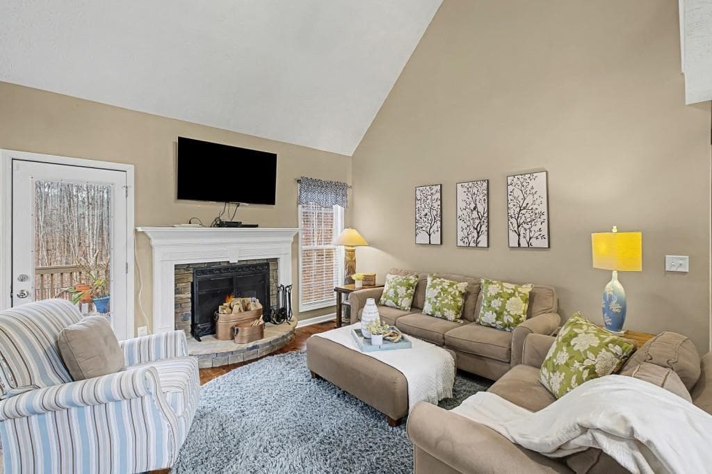 3 bedroom, 3 bathroom, 1,732 sq ft single family residence for sale at 218 Amaranth Court, Ball Ground, GA 30107 — photo 8