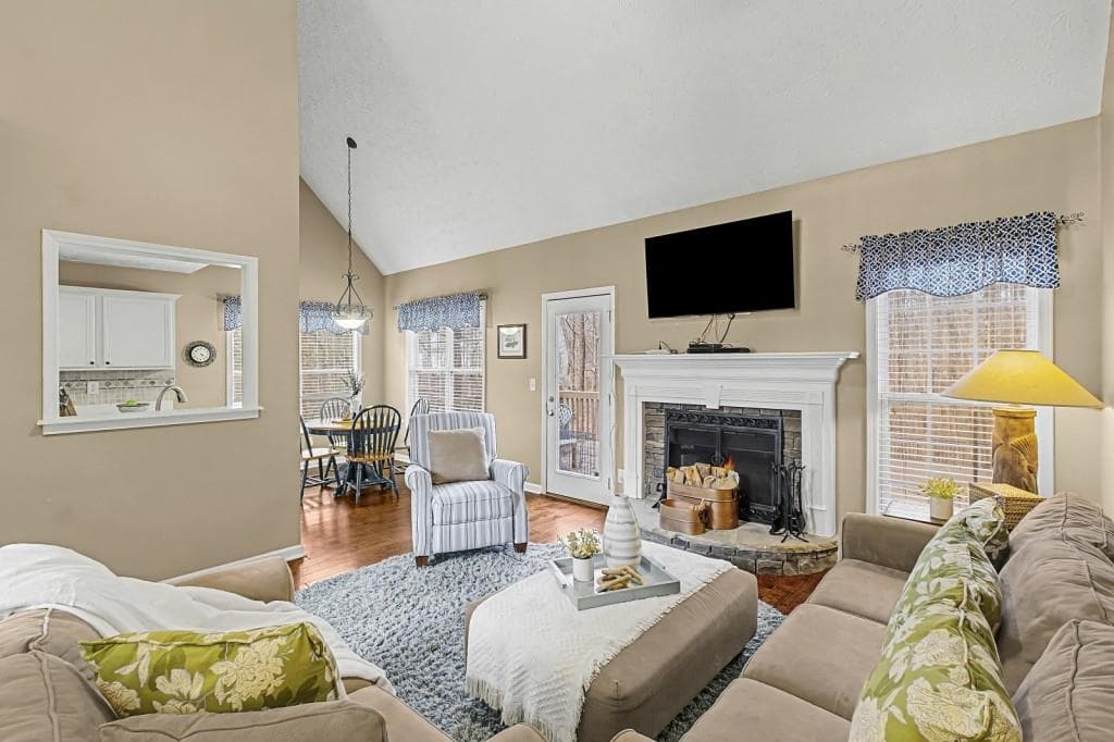 3 bedroom, 3 bathroom, 1,732 sq ft single family residence for sale at 218 Amaranth Court, Ball Ground, GA 30107 — photo 9