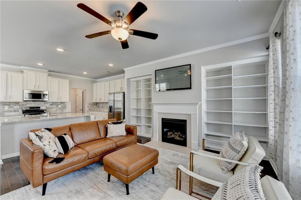 3 bedroom, 3 bathroom, 1,919 sq ft townhouse for sale at 4305 Morrison Lake Court, Norcross, GA 30071 — photo 7