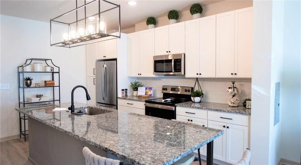1 bedroom, 1 bathroom, 779 sq ft apartment for rent at 2250 Oak Road 4250, Snellville, GA 30078 for $1,625 a month — photo 3