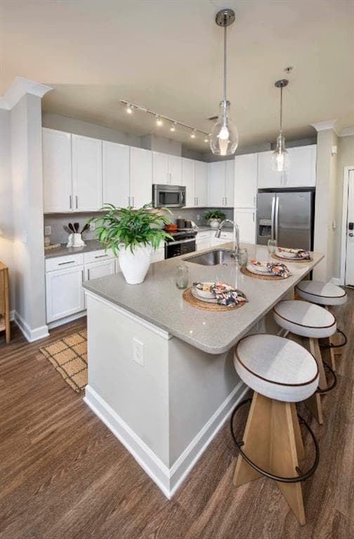 1 bedroom, 1 bathroom, 688 sq ft apartment for rent at 2600 Milscott Drive 2402, Decatur, GA 30033 for $1,730 a month — photo 3
