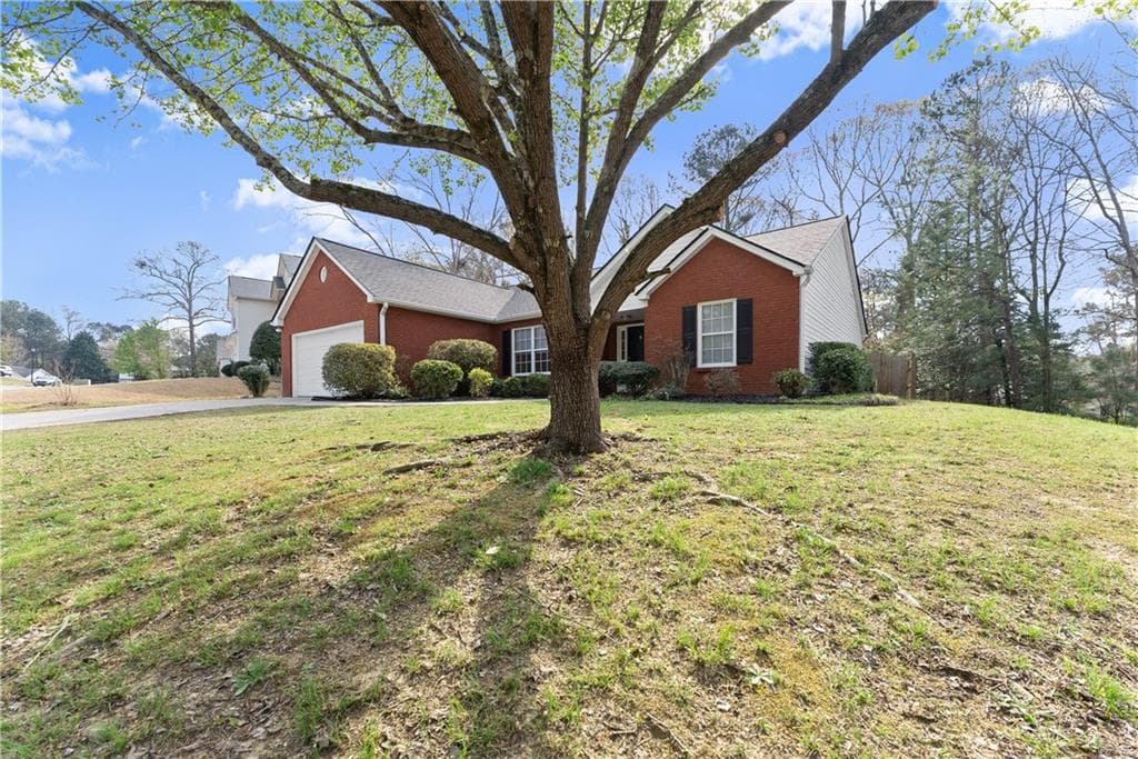 3 bedroom, 2 bathroom, 1,834 sq ft single family residence sold at 2717 Wilding Green Lane, Dacula, GA 30019