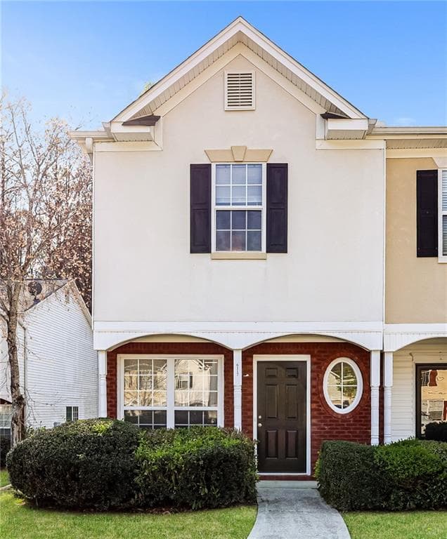 2 bedroom, 3 bathroom, 1,024 sq ft townhouse for sale at 6117 Camden Forrest Cove, Riverdale, GA 30296