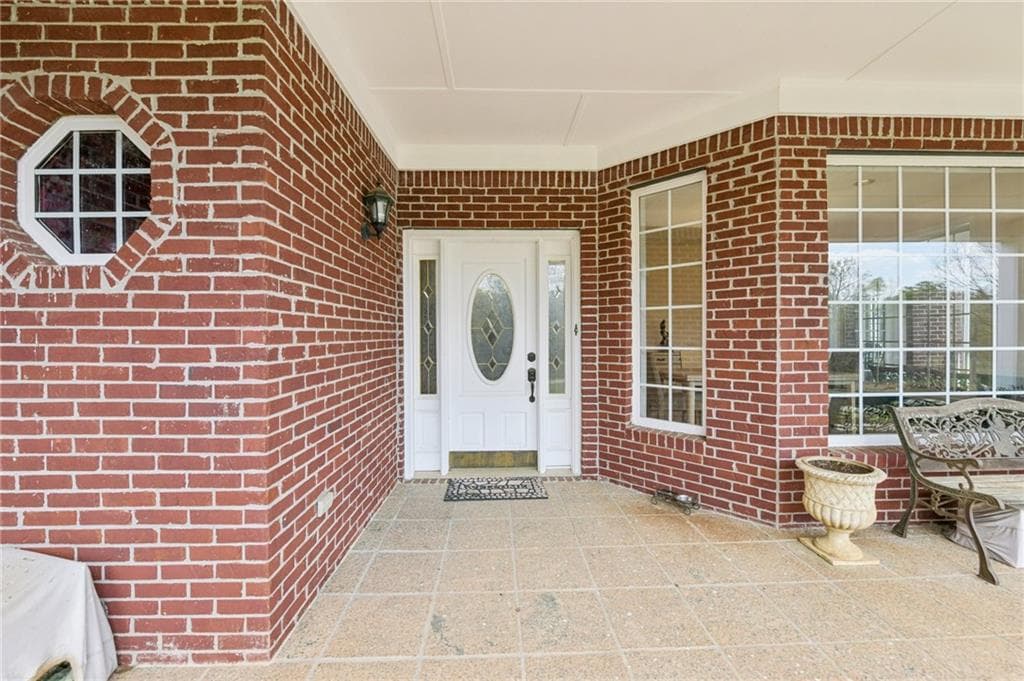 7 bedroom, 5 bathroom, 3,357 sq ft single family residence for sale at 228 Indian Creek Road, Locust Grove, GA 30248 — photo 4