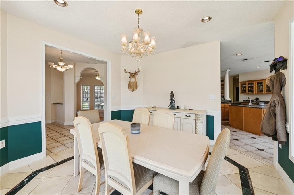 7 bedroom, 5 bathroom, 3,357 sq ft single family residence for sale at 228 Indian Creek Road, Locust Grove, GA 30248 — photo 8