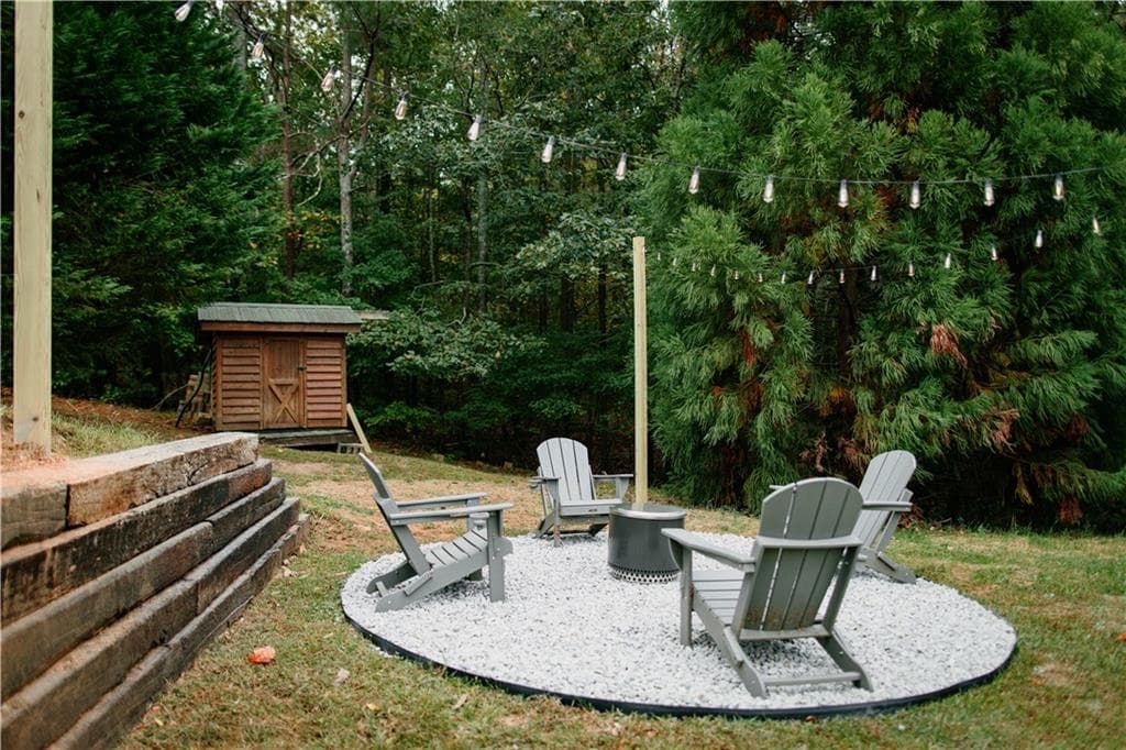 1 bedroom, 1 bathroom, 496 sq ft single family residence for sale at 6030 Spout Springs Road, Flowery Branch, GA 30542 — photo 4