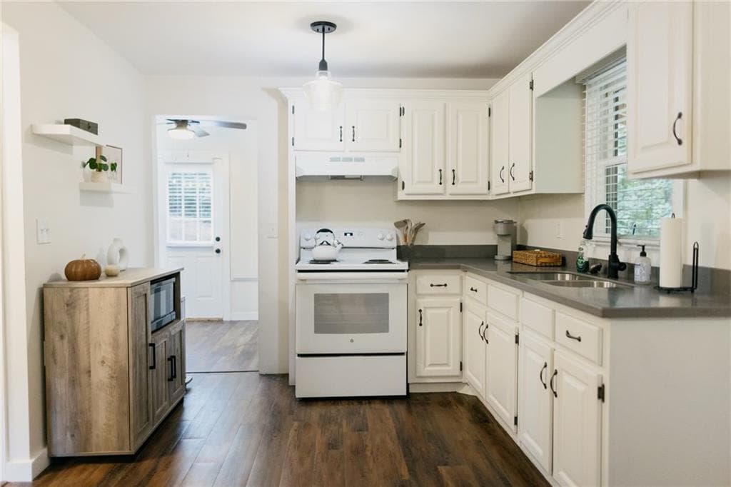 1 bedroom, 1 bathroom, 496 sq ft single family residence for sale at 6030 Spout Springs Road, Flowery Branch, GA 30542 — photo 8