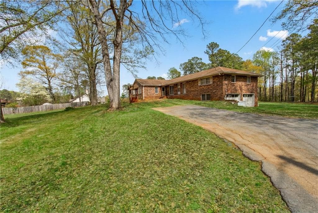 duplex under contract at 3191 Ernest W Barrett Parkway, Marietta, GA 30064 — photo 3