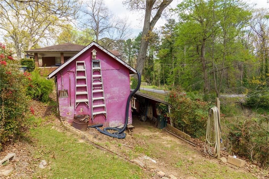 4 bedroom, 3 bathroom, 2,475 sq ft single family residence under contract at 130 Stroud Drive, Mableton, GA 30126 — photo 8