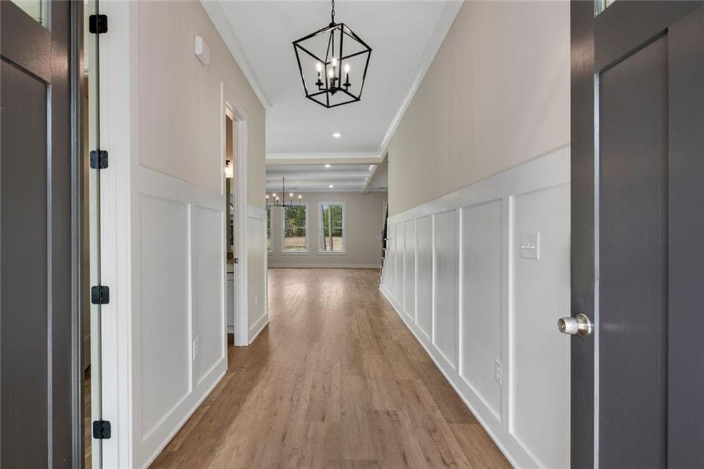 5 bedroom, 5 bathroom, 3,572 sq ft single family residence under contract at 402 Manchester Lane, Villa Rica, GA 30180 — photo 3