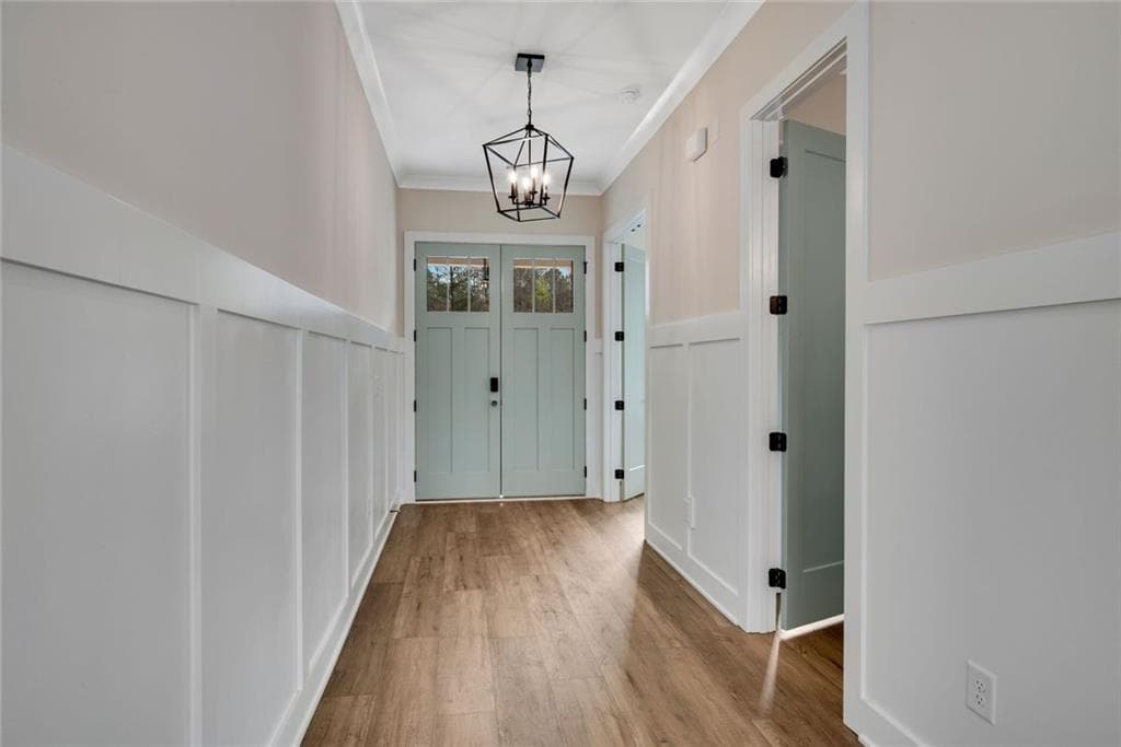 5 bedroom, 5 bathroom, 3,572 sq ft single family residence under contract at 402 Manchester Lane, Villa Rica, GA 30180 — photo 4