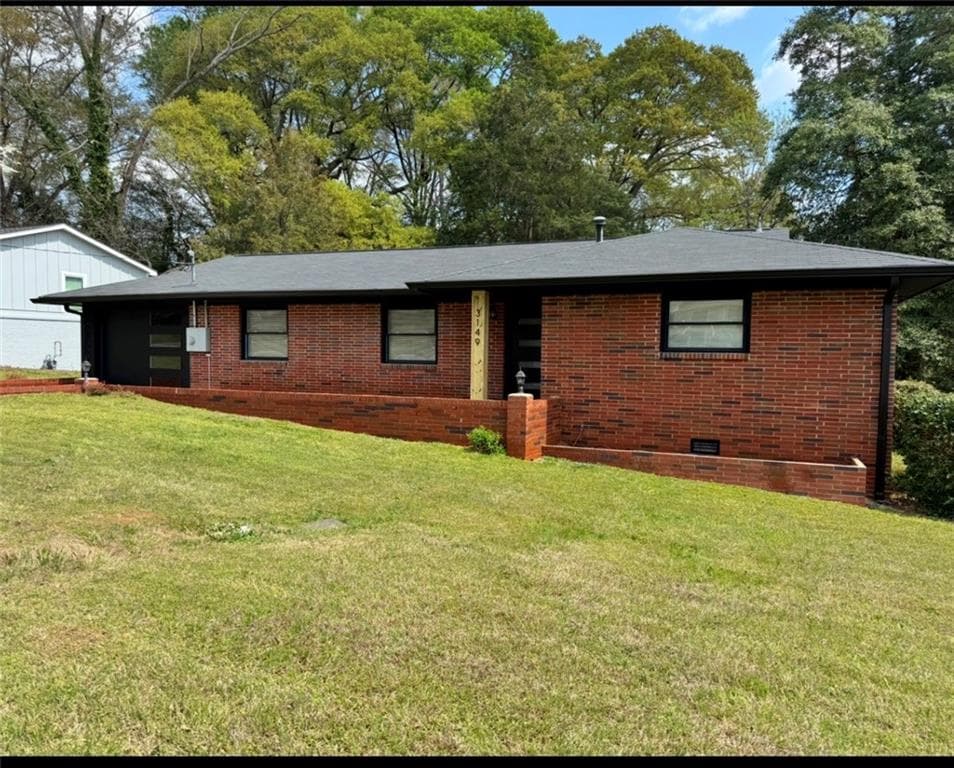 3 bedroom, 3 bathroom, 1,196 sq ft single family residence for sale at 3149 Rebecca Street, Covington, GA 30014 — photo 2