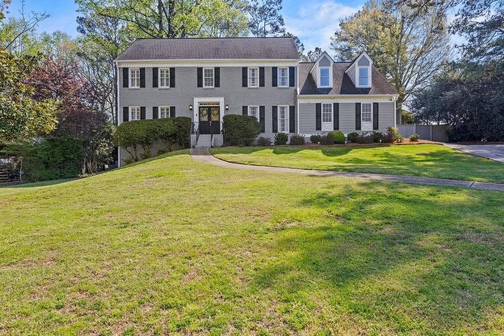 5395 Mount Vernon Way, Dunwoody, GA 30338 — most recent listing photo