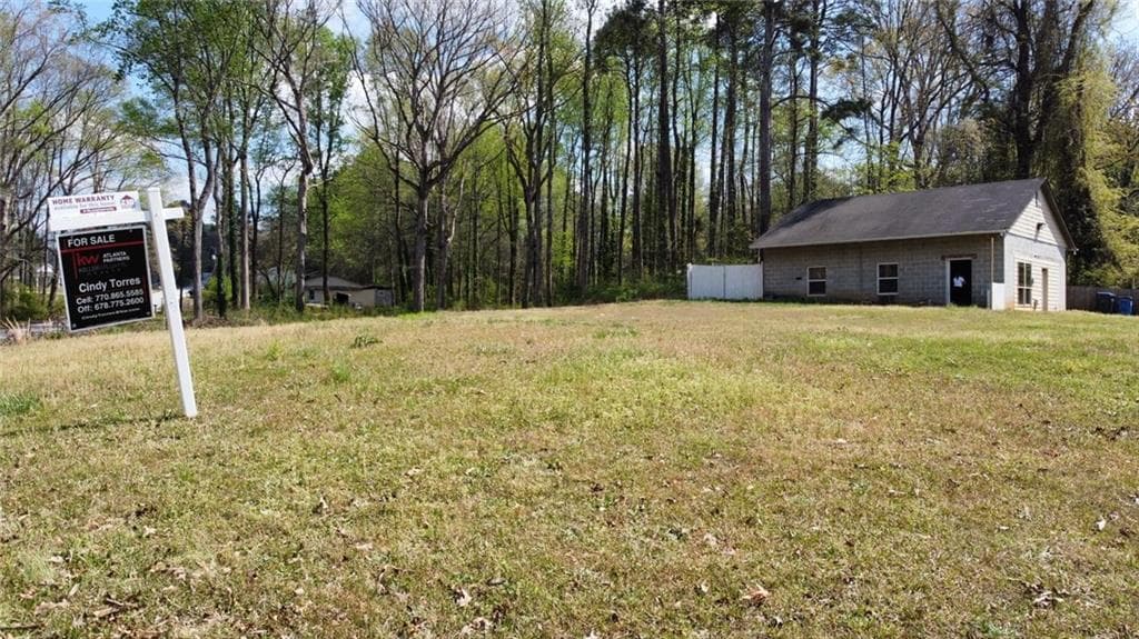 2 bedroom, 1 bathroom single family residence under contract at 757 Britt Road, Mableton, GA 30126