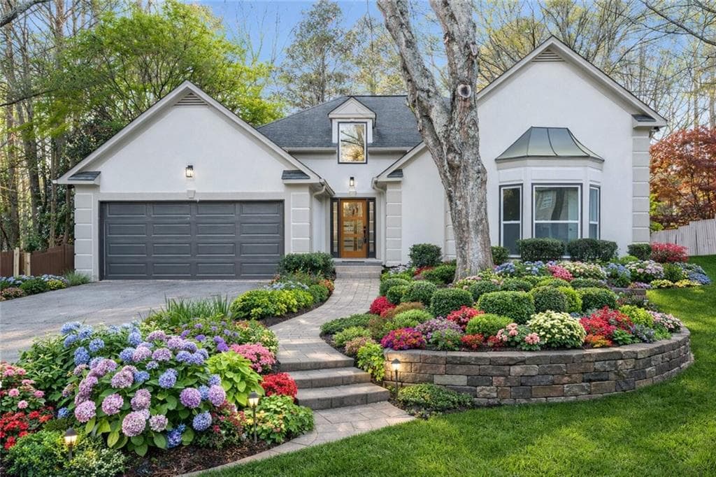 652 Trailwood Lane