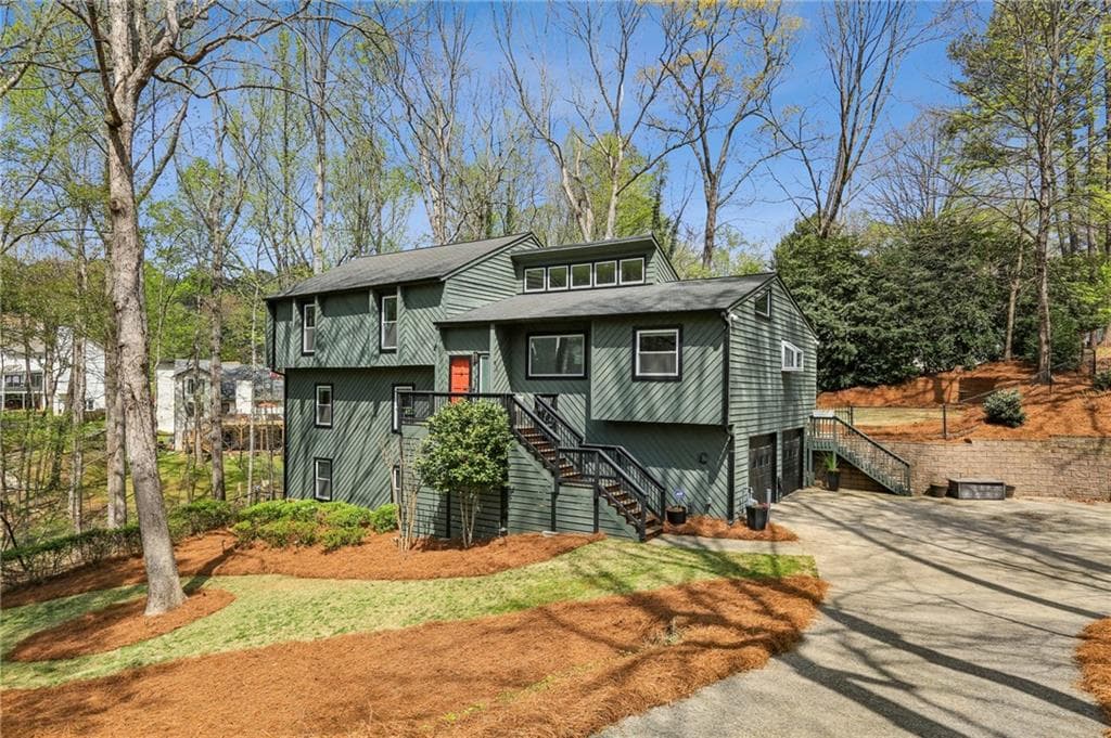 125 Brier Court, Roswell, GA 30076 — most recent listing photo