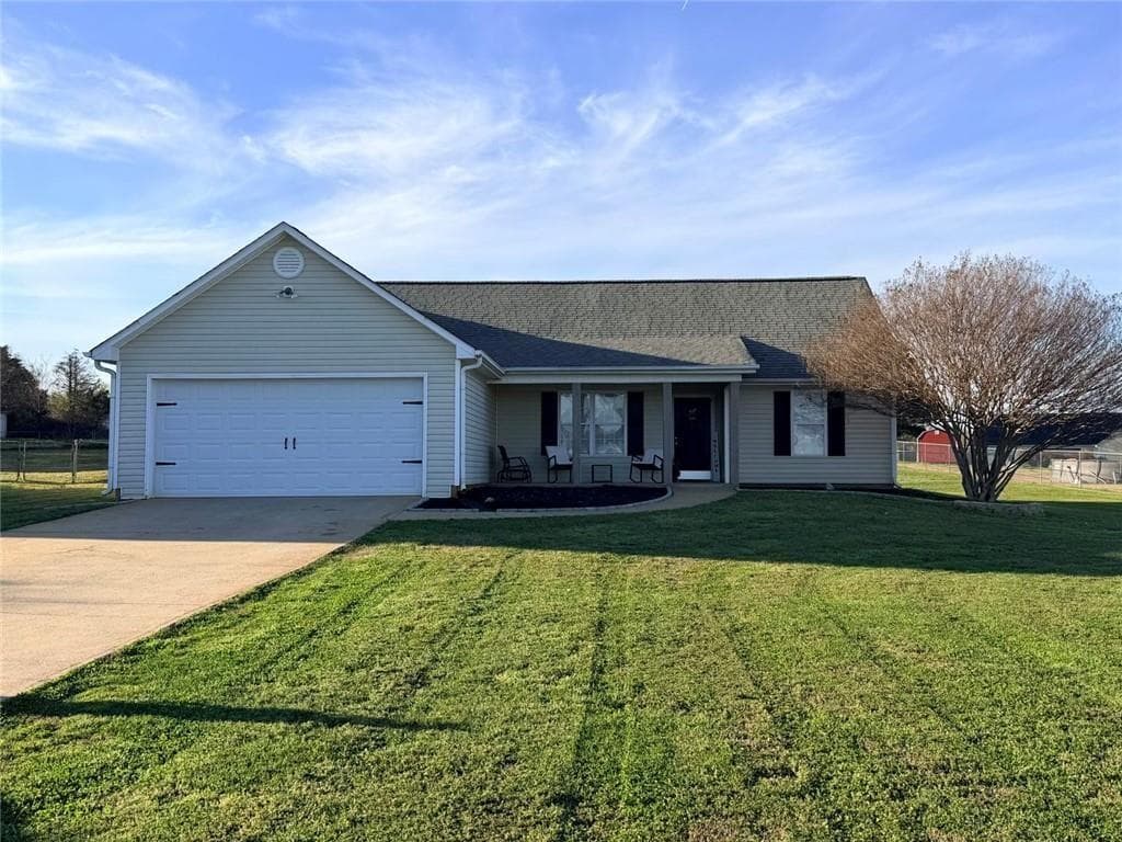 908 Justin Drive, Winder, GA 30680 — most recent listing photo