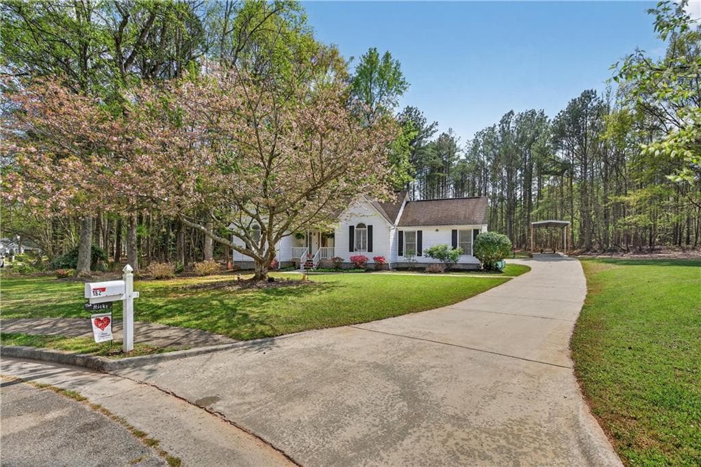 182 Suwanee Court, Senoia, GA 30276 — most recent listing photo