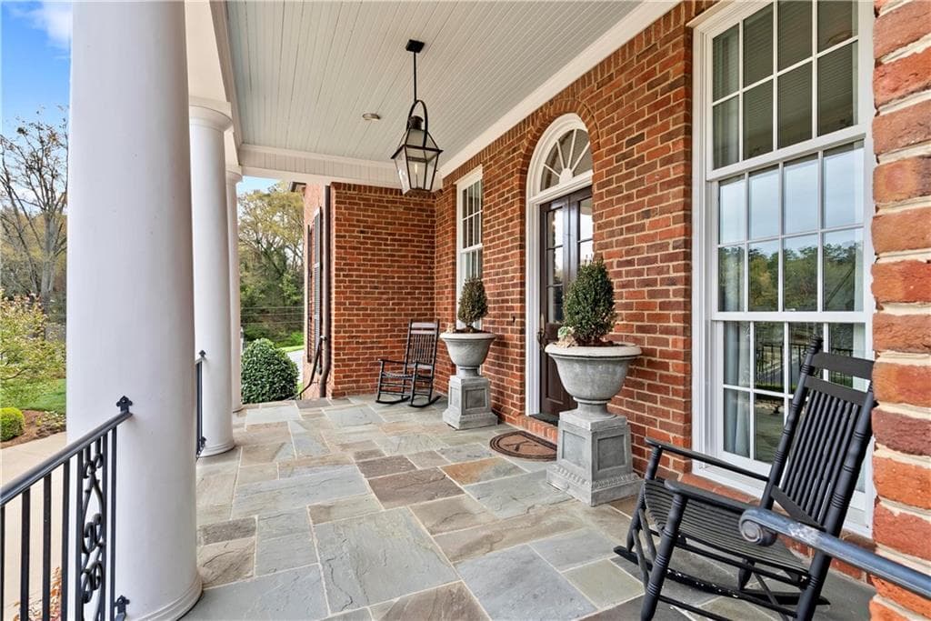 5 bedroom, 6 bathroom, 7,416 sq ft single family residence for sale at 315 E Line Street, Calhoun, GA 30701 — photo 8