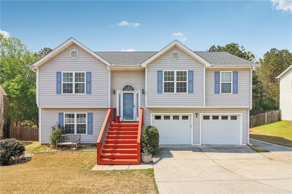 4 bedroom, 3 bathroom, 2,158 sq ft single family residence sold at 1720 Fort Daniels Trail, Dacula, GA 30019