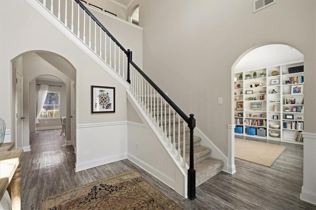 4 bedroom, 3 bathroom, 3,236 sq ft single family residence for sale at 17 Four Feathers Lane, Rydal, GA 30171 — photo 3