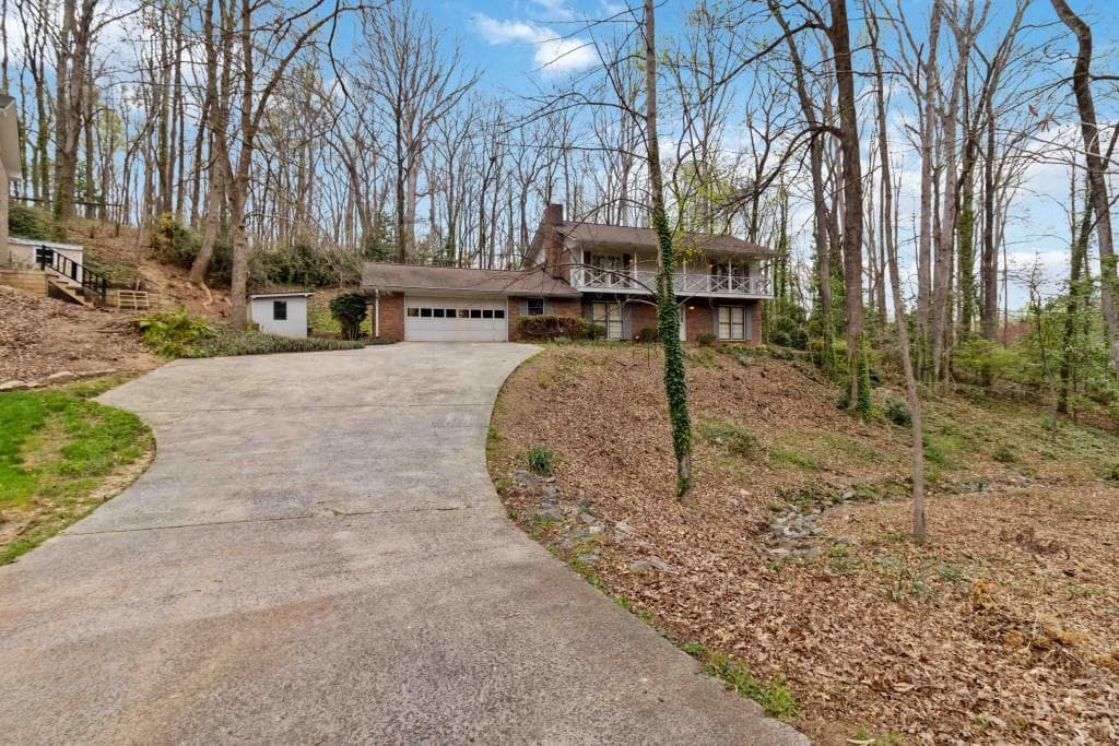 810 Oakstone Trail, Roswell, GA 30075 — most recent listing photo