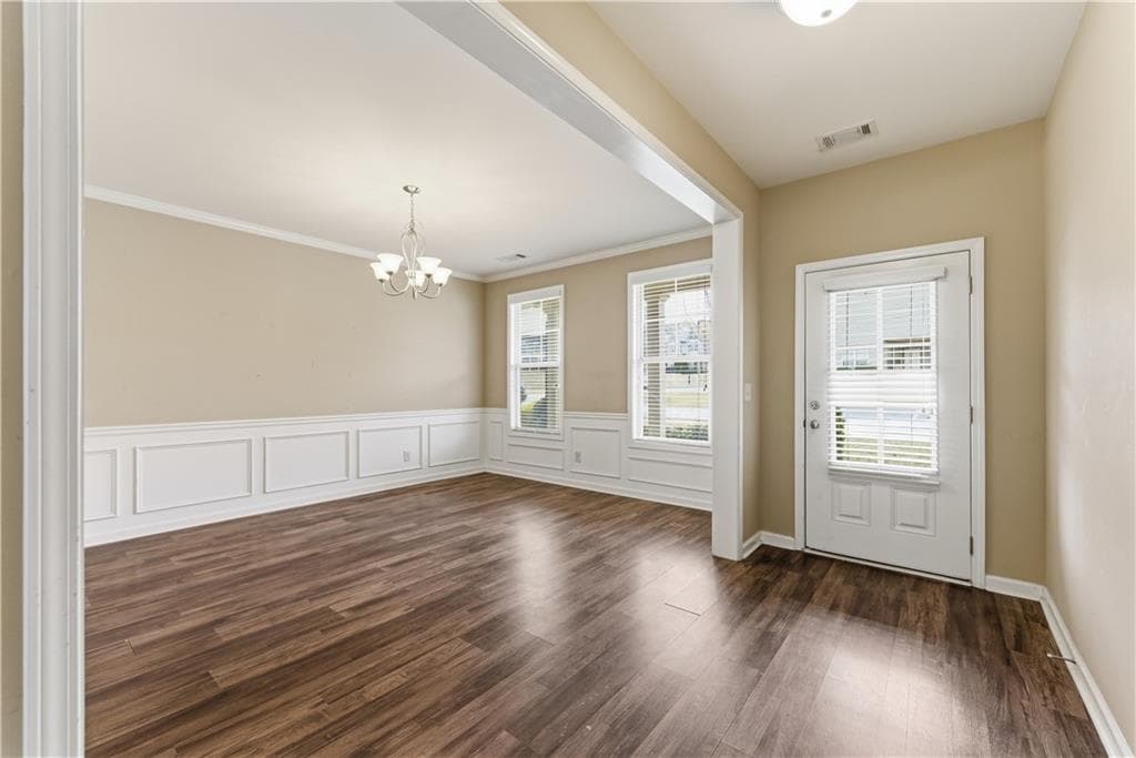 4 bedroom, 3 bathroom, 2,651 sq ft single family residence for sale at 5942 Watersdown Way, Flowery Branch, GA 30542 — photo 5