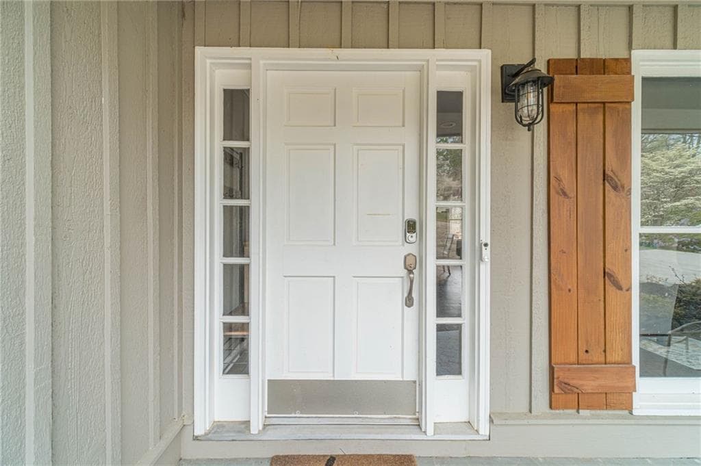 4 bedroom, 3 bathroom single family residence for rent at 691 Harbor Cove, Gainesville, GA 30501 for $5,900 a month — photo 5