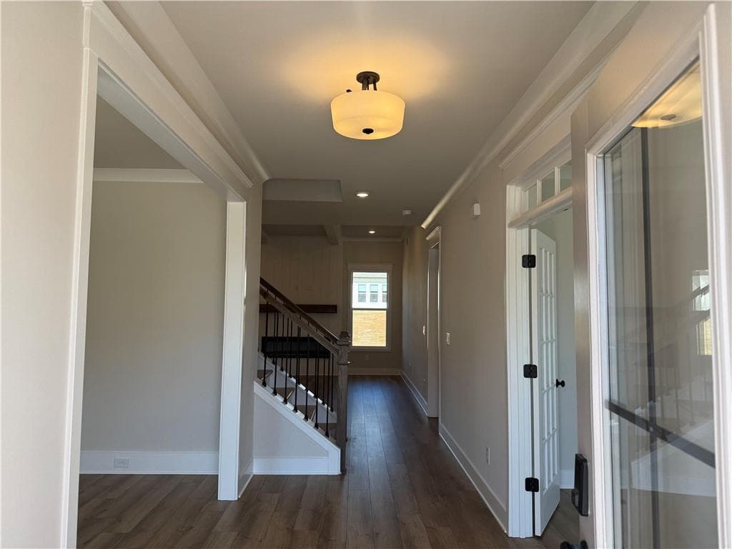 5 bedroom, 4 bathroom, 3,445 sq ft single family residence under contract at 369 Scarlett Rose Way, Hoschton, GA 30548 — photo 2