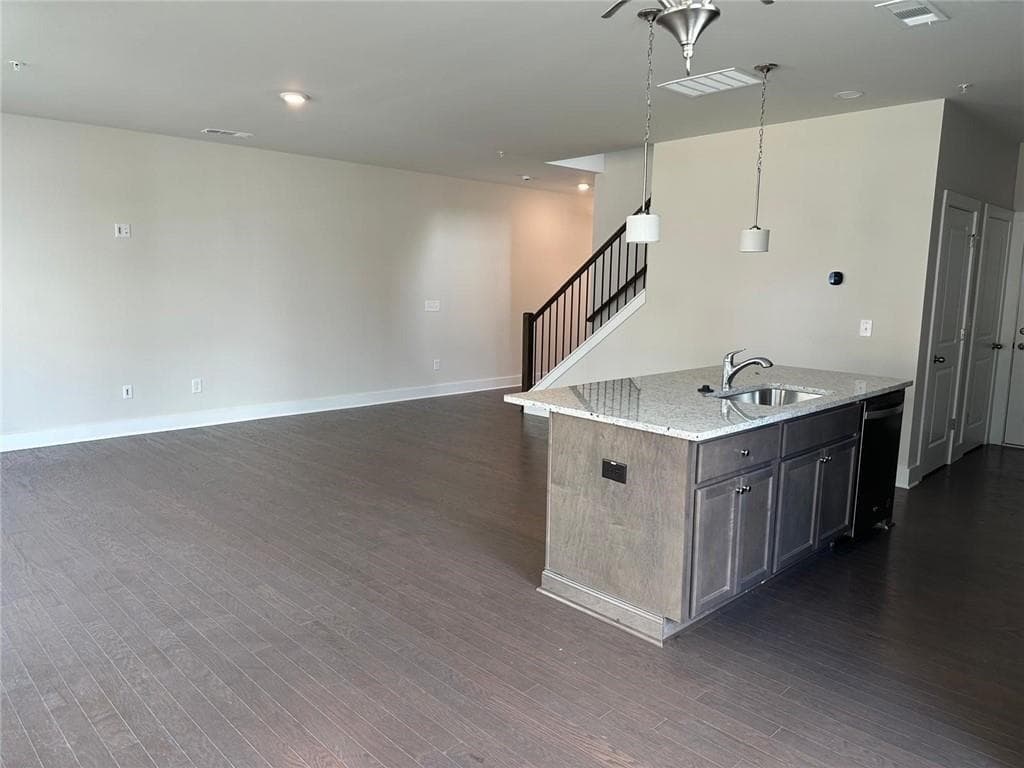 4 bedroom, 4 bathroom, 2,664 sq ft townhouse for sale at 1250 Winterhaven Drive, Cumming, GA 30041 — photo 10