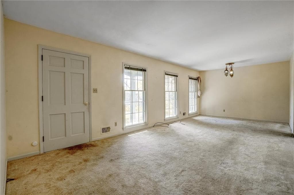 3 bedroom, 2 bathroom, 1,626 sq ft single family residence for sale at 797 Kiowa Drive, Marietta, GA 30060 — photo 8