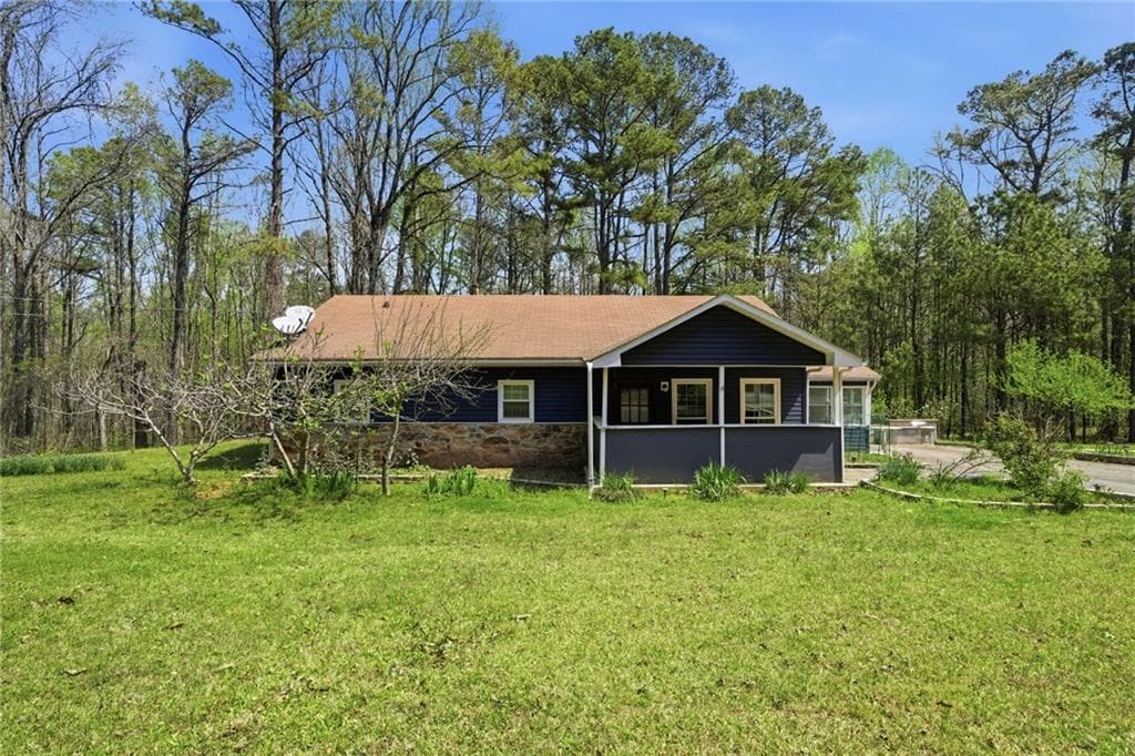 2 bedroom, 1 bathroom, 1,344 sq ft single family residence sold at 3162 Fence Road, Dacula, GA 30019