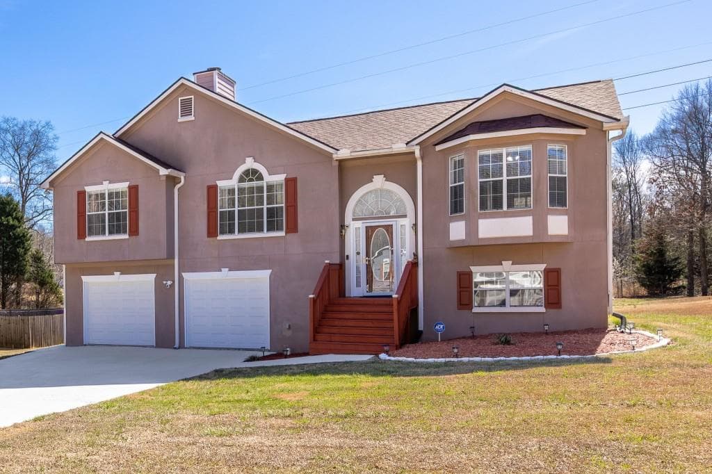 2516 Johnsbrooke Drive, Lithia Springs, GA 30122 — most recent listing photo