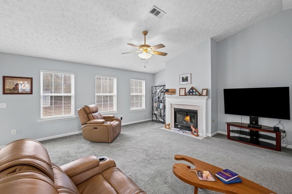 3 bedroom, 2 bathroom, 1,600 sq ft single family residence under contract at 5035 Teal Trail, Cumming, GA 30028 — photo 4