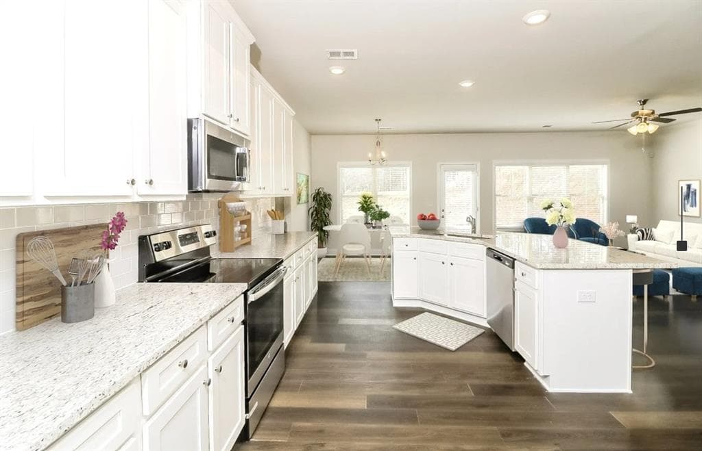 4 bedroom, 3 bathroom, 2,525 sq ft other for rent at 24 Creekwater Drive 073 B, Acworth, GA 30101 for $3,321 a month — photo 1 of 21