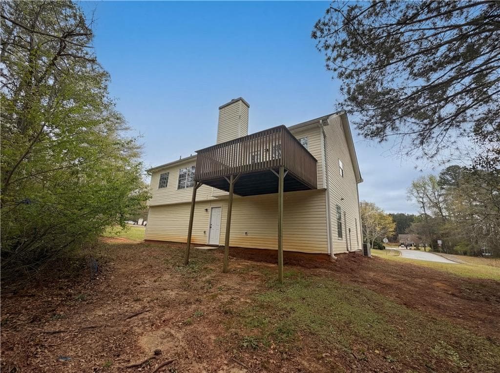 4 bedroom, 3 bathroom, 1,885 sq ft single family residence under contract at 479 Clearwater Way, Monroe, GA 30655 — photo 5