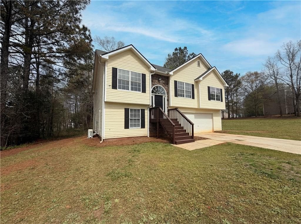 4 bedroom, 3 bathroom, 1,885 sq ft single family residence under contract at 479 Clearwater Way, Monroe, GA 30655 — photo 6