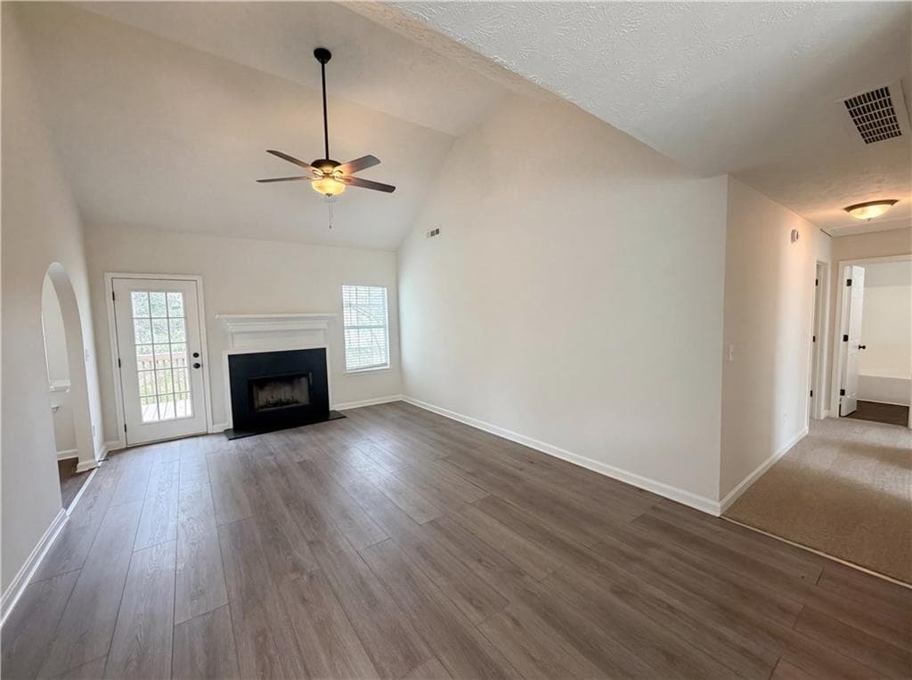4 bedroom, 3 bathroom, 1,885 sq ft single family residence under contract at 479 Clearwater Way, Monroe, GA 30655 — photo 8