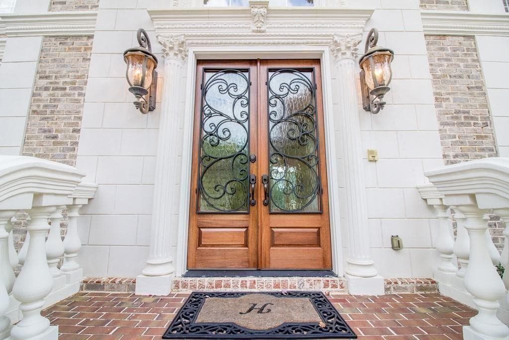 6 bedroom, 6 bathroom, 7,368 sq ft single family residence for sale at 4064 Lyon Boulevard, Atlanta, GA 30331 — photo 6