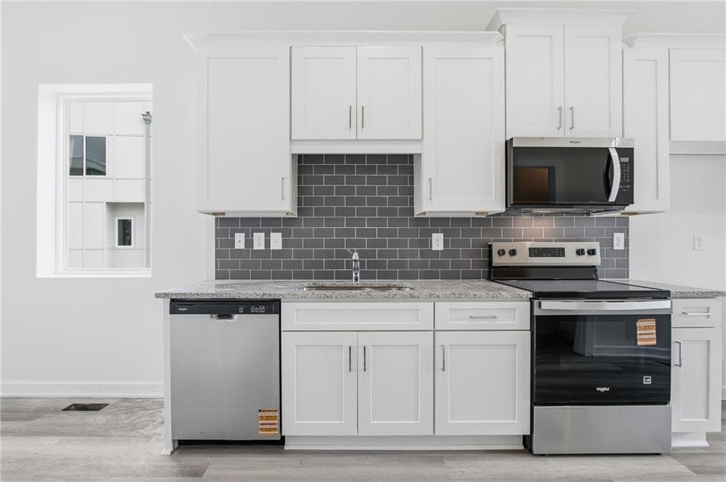 2 bedroom, 3 bathroom, 1,550 sq ft townhouse for sale at 2029 Memorial Drive 46, Atlanta, GA 30317 — photo 8
