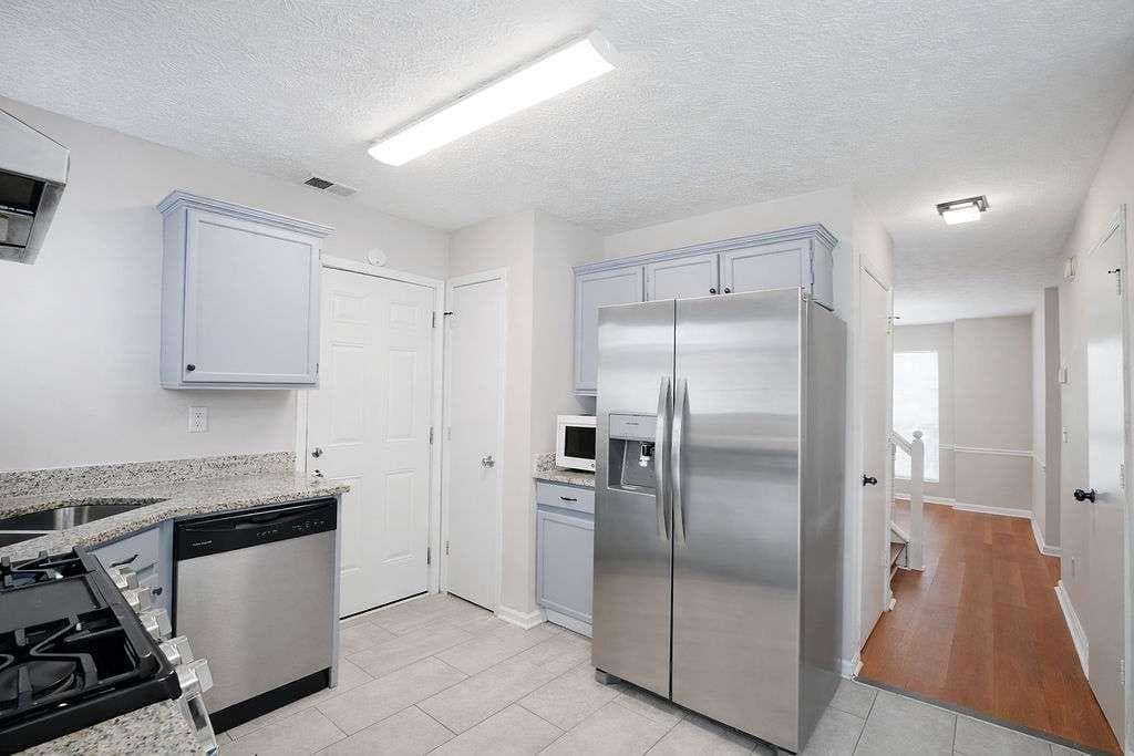 4 bedroom, 3 bathroom single family residence under contract at 2284 Cypress Point Way, Lithonia, GA 30058 — photo 10