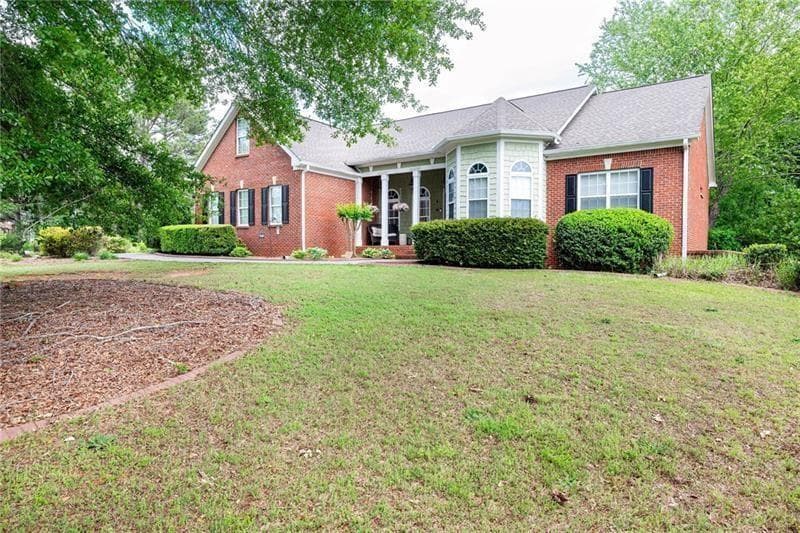 4 bedroom, 4 bathroom, 2,360 sq ft single family residence for sale at 1510 Pecan Plantation Court, Loganville, GA 30052