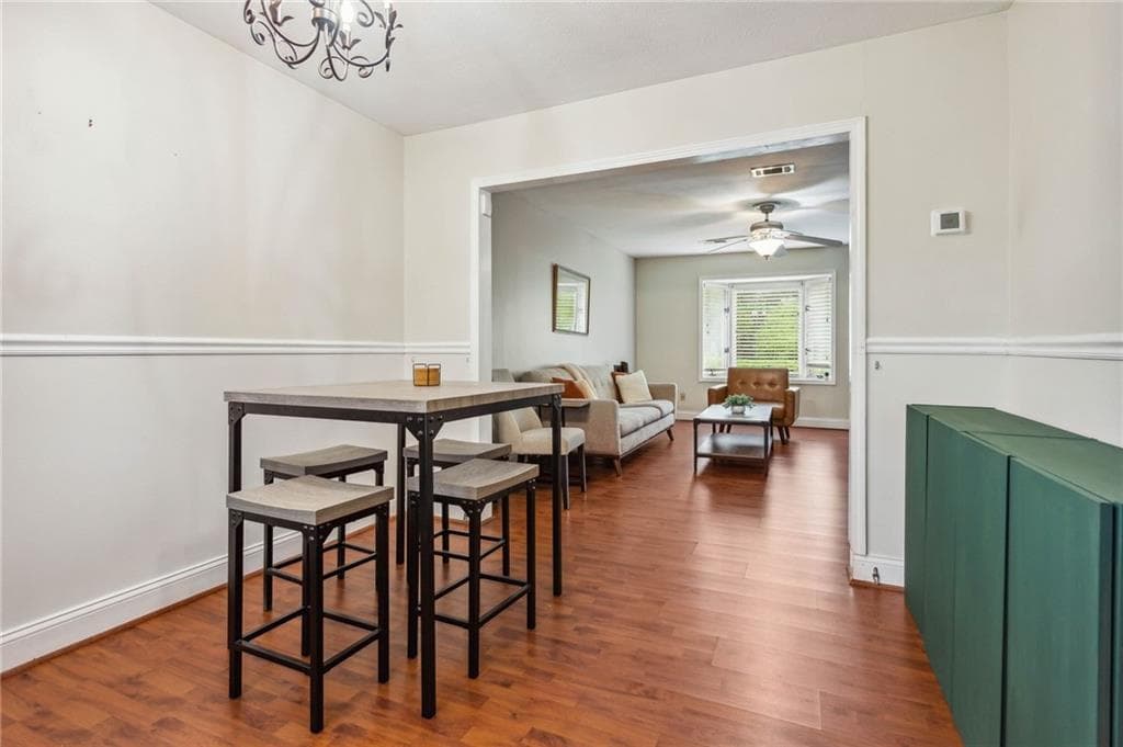 2 bedroom, 3 bathroom, 1,252 sq ft townhouse for rent at 102 Holcomb Ferry Road, Roswell, GA 30076 for $1,900 a month — photo 9