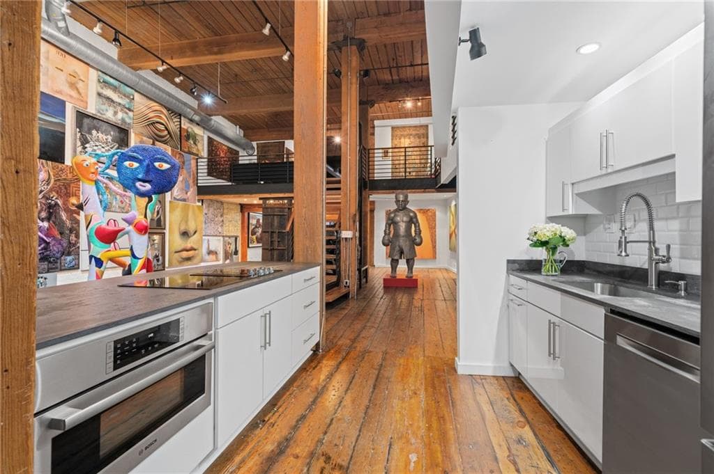 1 bedroom, 1 bathroom, 3,643 sq ft condominium for sale at 161 Mangum Street 102, Atlanta, GA 30313 — photo 8