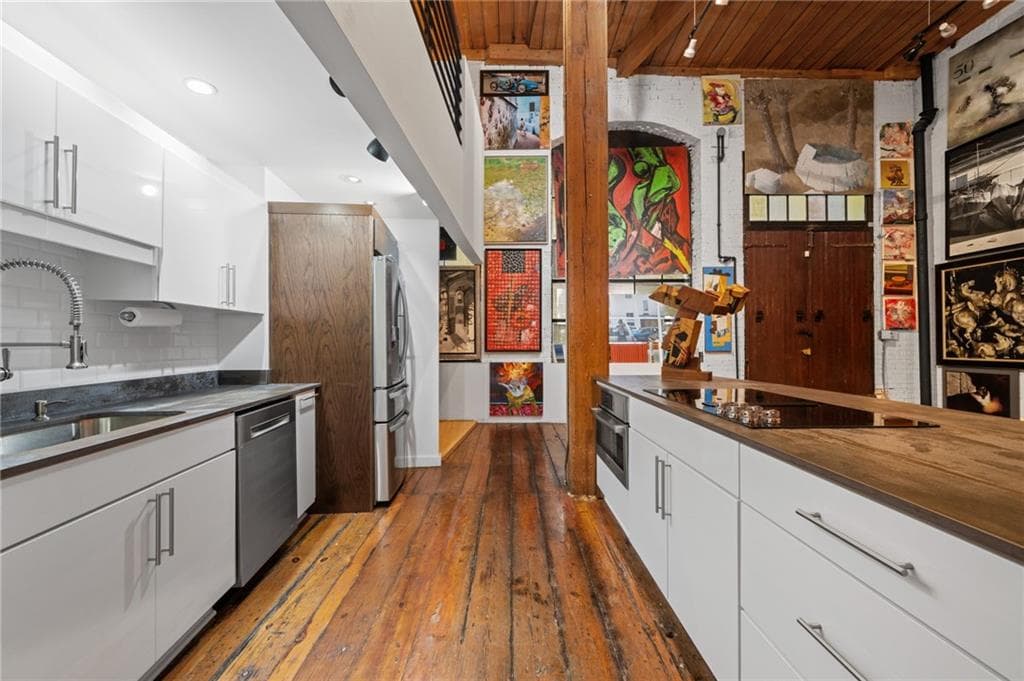 1 bedroom, 1 bathroom, 3,643 sq ft condominium for sale at 161 Mangum Street 102, Atlanta, GA 30313 — photo 9