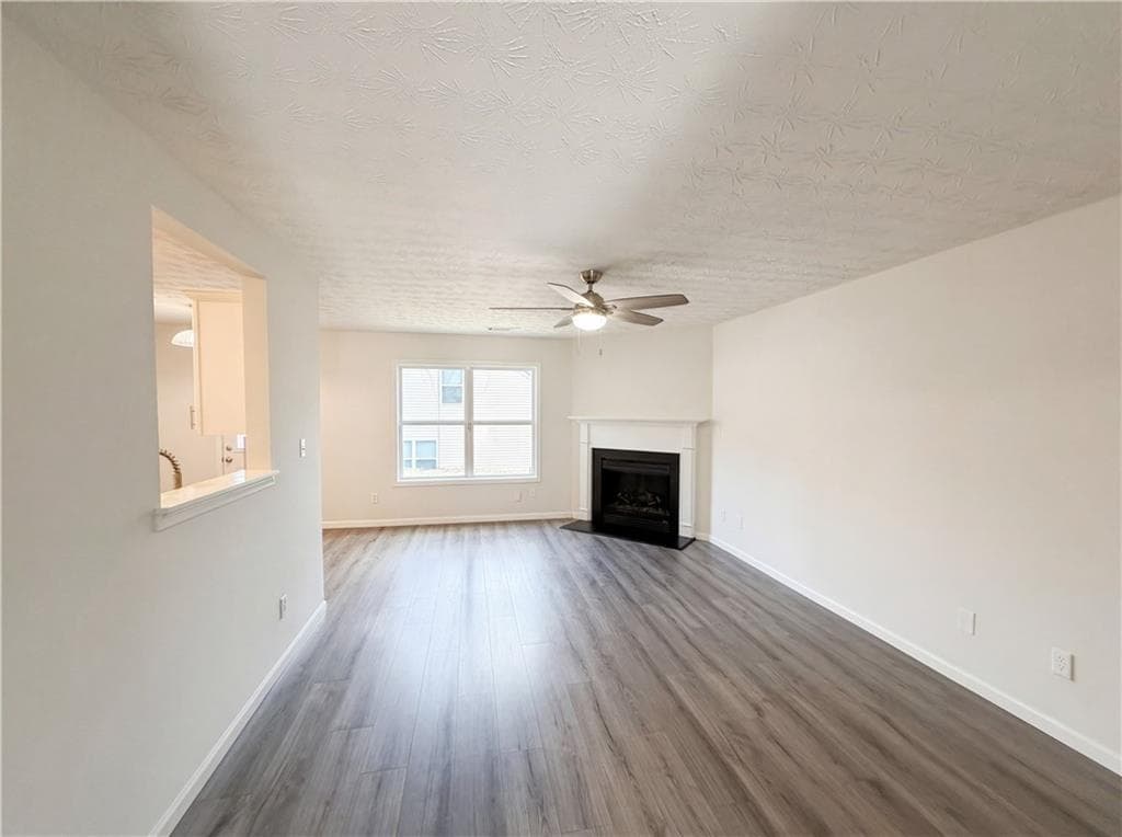 2 bedroom, 3 bathroom, 1,464 sq ft townhouse for sale at 258 Alcovy Walk Drive, Lawrenceville, GA 30045 — photo 3