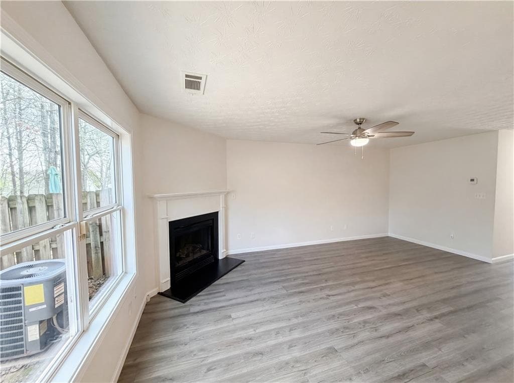 2 bedroom, 3 bathroom, 1,464 sq ft townhouse for sale at 258 Alcovy Walk Drive, Lawrenceville, GA 30045 — photo 6